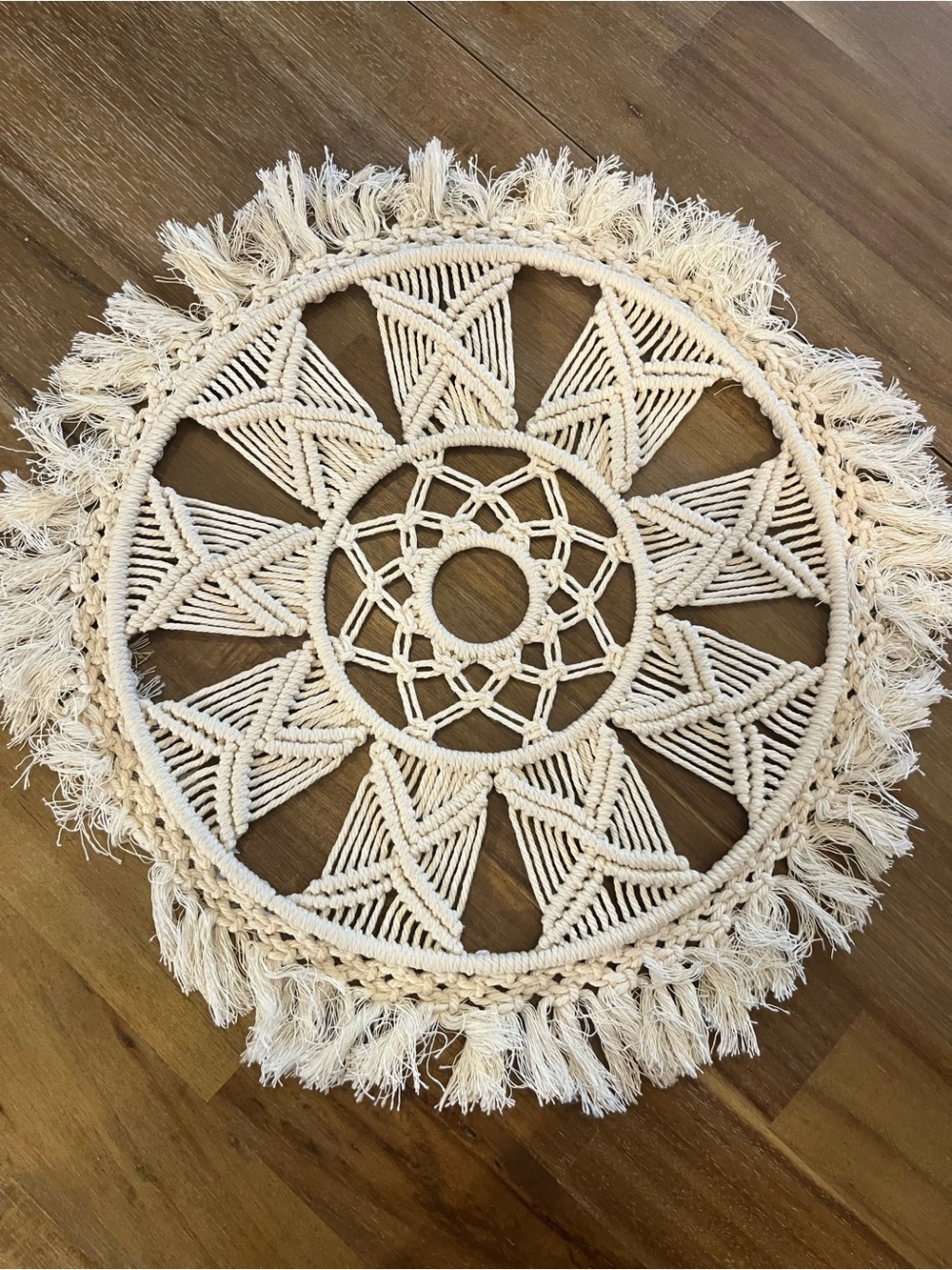 Handcrafted Macramé Round Wall Art - Cream Boho Fiber Decor